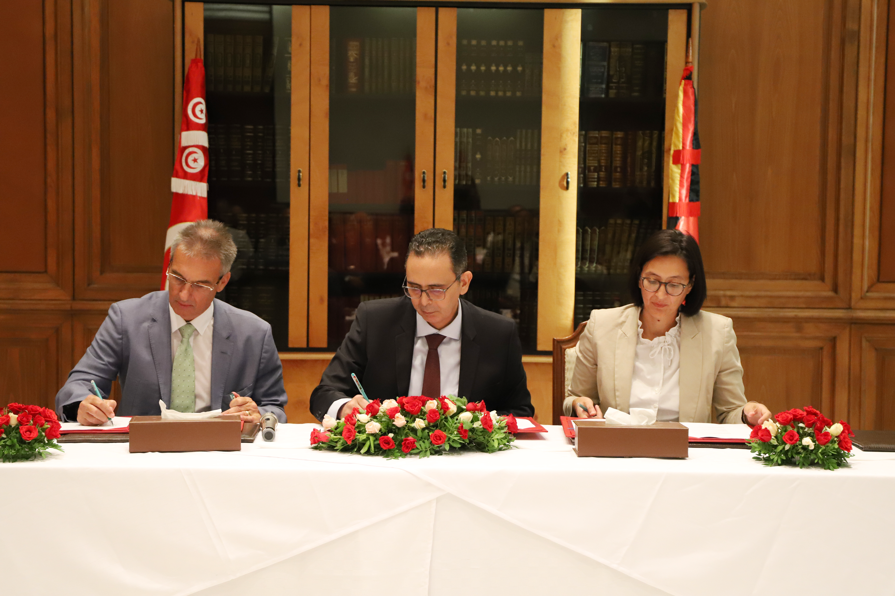 You are currently viewing Signature d&rsquo;une convention de partenariat entre le ministère des domaines de l&rsquo;Etat et la GIZ.