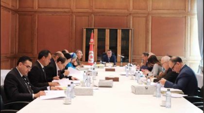 Read more about the article اللجنة الاستشارية الوطنية للعمليات العقارية بوزارة أملاك الدولة توافق على 24 عملية عقارية لفائدة مرافق عمومية.