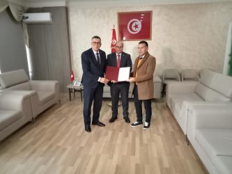 Lire la suite à propos de l’article De Zaghouan : Le ministre des domaines de l&rsquo;Etat insiste sur la nécessité d&rsquo;intensifier les inspections sur le terrain des biens domaniaux et annonce l&rsquo;affectation de biens publics pour la réalisation de plusieurs projets publics et d&rsquo;investissement.