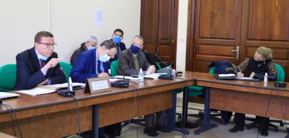 Lire la suite à propos de l’article Révision de la loi relative aux terres domaniales agricoles : La commission de la législation générale auditionne le ministre des domaines de l&rsquo;Etat par intérim.